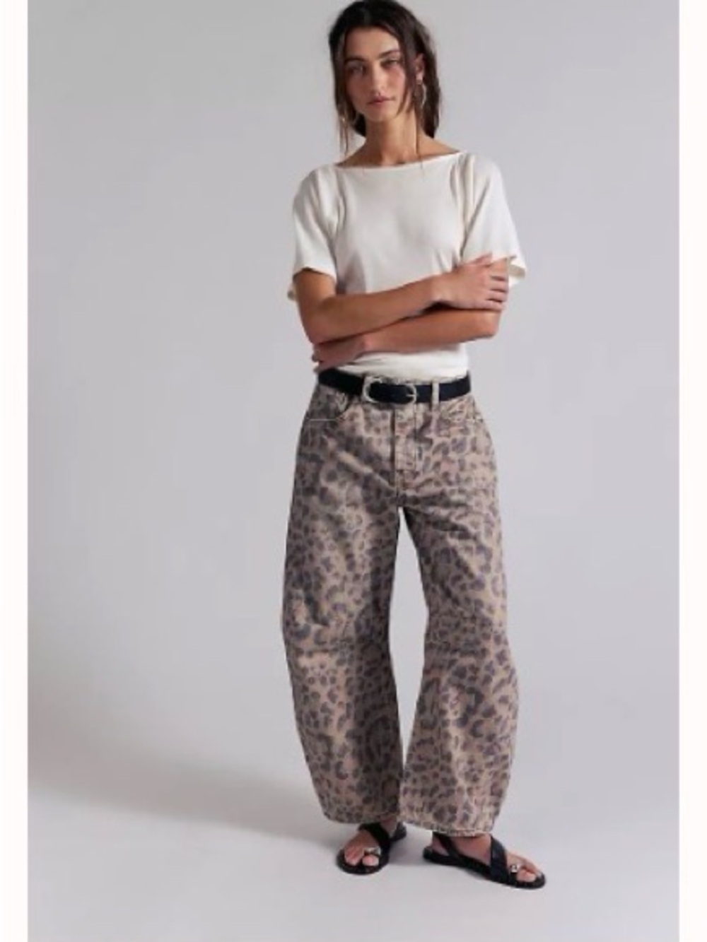 FREE PEOPLE × We The Free Good Luck Printed Barrel Jeans size 24